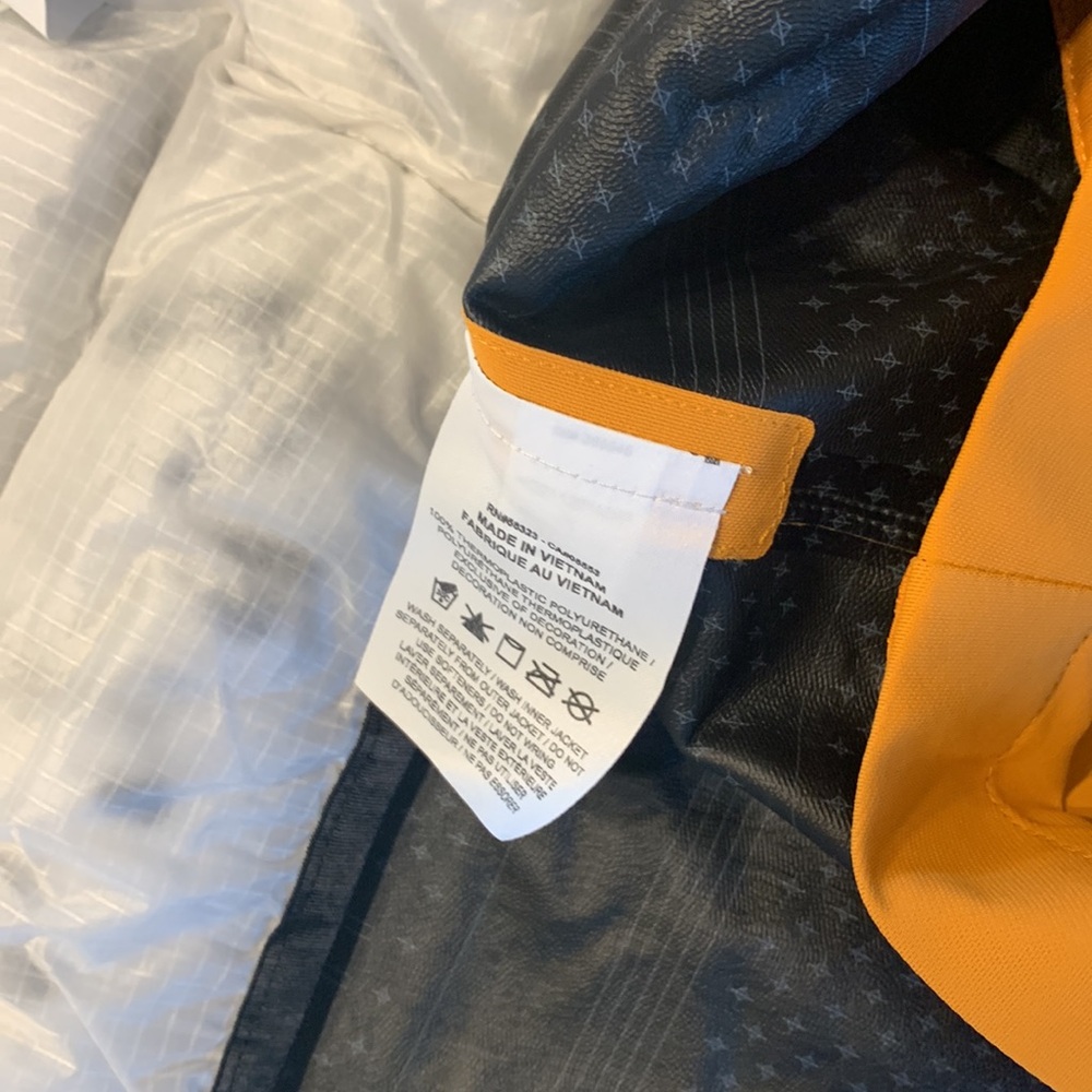 Men’s Nike tech pack jacket - Picture 11 of 16